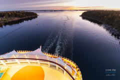AIDAprima Blick vom Skywalk während der Fahrt durch die Schären