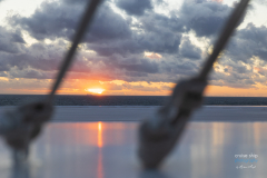 AIDAprima Sonnenuntergang mit Seemannsknoten