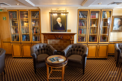 Deutschland-Adlon-Lounge-Bibliothek-1180