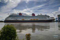 Disney_Treasure-1384