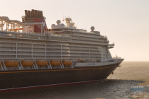 Disney-Wish-Bremerhaven-Sonnenuntergang-9911-2