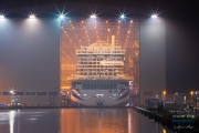 iona-ausdocken-meyer-werft-blick-ins-baudock-3