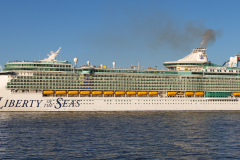 Liberty-of-the-Seas-Hamburg-Panorama-5920