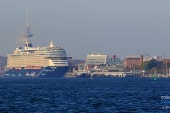 Mein Schiff 1 auf der Kieler Förde