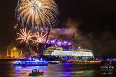 Mein Schiff 1 Taufe in Hamburg