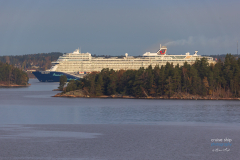 Mein Schiff 1 in den Schären vor Stockholm