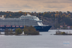 Mein Schiff 1 in den Schären vor Stockholm