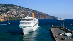 Oriana-205