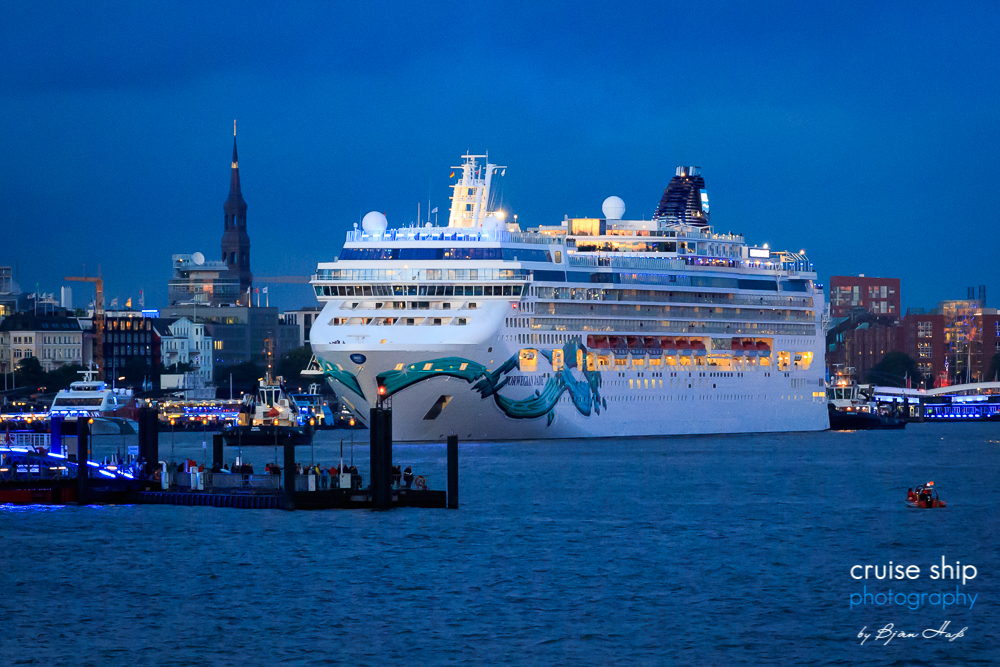 Read more about the article Norwegian Jade bei den Cruise Days